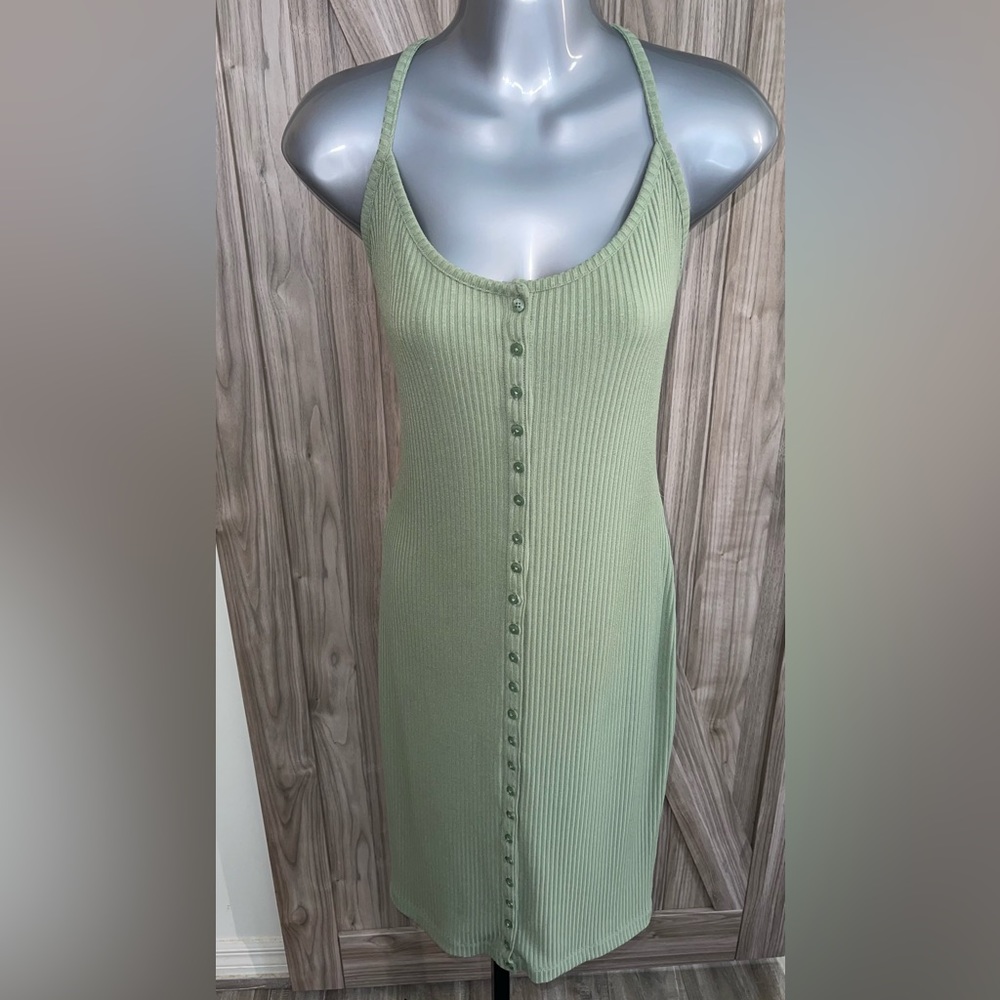 Beautiful Mint green Guess brand dress Size XL